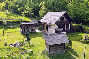 Равница, дом