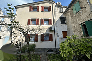 Пиранская усадьба с террасой