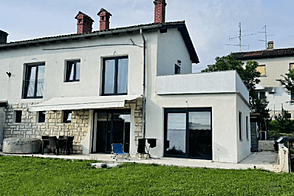 Дом Сеча в два этажа