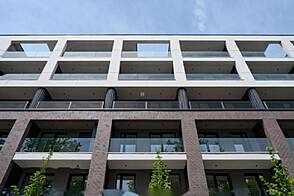 Квартира с тремя комнатами в районе Бежиград.