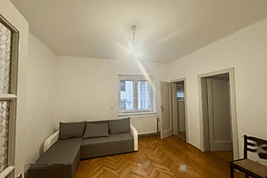 Квартира в Бежиграде с тремя комнатами