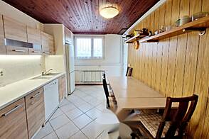 Квартира с тремя комнатами, Шишка