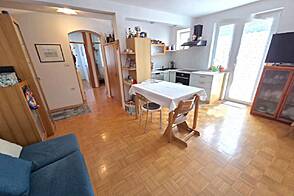 Квартира с тремя комнатами в Копере