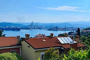 Квартира Жустерна с тремя комнатами