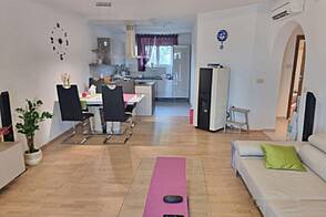 Малия, четырёхкомнатная квартира