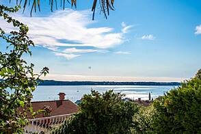 Квартира с тремя комнатами в Портороже