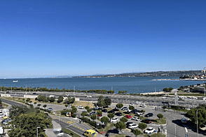 Квартира с тремя комнатами в Копере