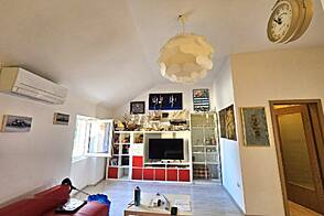 Квартира в Пиране с тремя комнатами