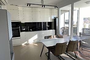 Квартира с двумя комнатами в Изоле