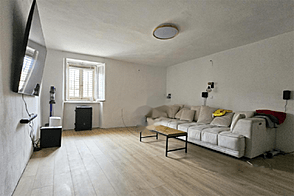 Квартира с двумя комнатами вблизи моря