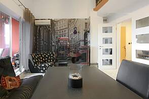 Квартира с четырьмя комнатами с видом на море