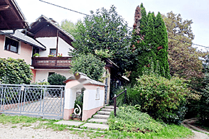 Здание, Явор, Любляна, Добрунье