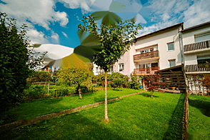 Врховцы: дом с террасой.