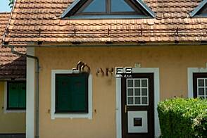 Жилище в Двойчек Чатеж у Савы.