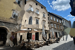 Центральное расположение, квартира с более чем пятью комнатами