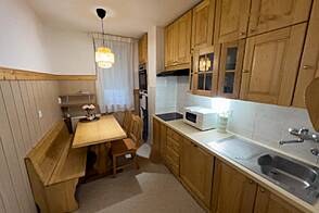 Квартира с четырьмя комнатами в ЛЮБ. МОШТЕ.