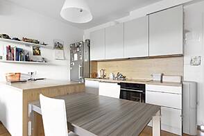 Дом, одно-комнатная Трново