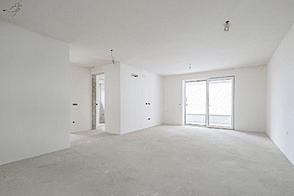 Трехкомнатная квартира в Поле