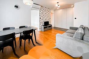 Трёхкомнатная квартира на улице Штепане Вас