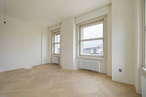 Трехкомнатный дом, Любляна, Центр