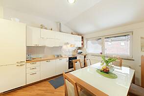 Загородный дом с террасой в Моще.