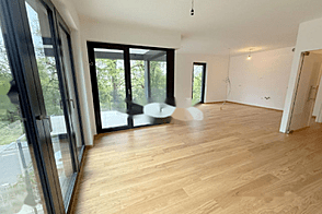 Четырехкомнатная квартира в центре.