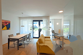 Апартаменты в центральном районе, рядом с парком Девана