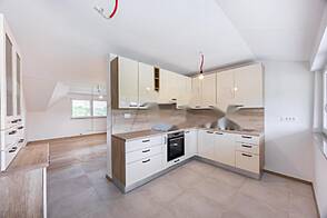 Снеберье, квартира с тремя комнатами