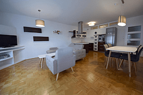 Двух с половиной комнатная квартира в НовоБроде