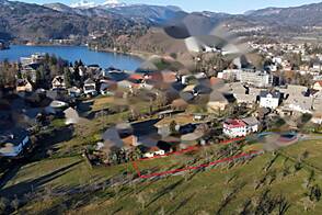 Земельный участок, подходящий для возведения строений в районе Блед.