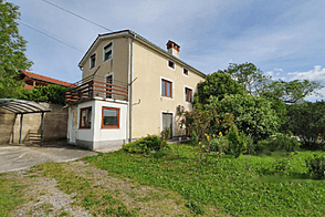 Дом Драгонья с двумя этажами