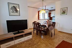 Квартира с тремя комнатами в центральной части города