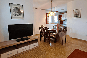 Квартира с тремя комнатами в центральной части города