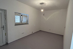 Шентвид: коммерческое здание