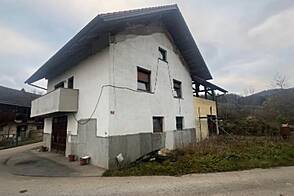 Дом, Спонье-Водале, Тршише