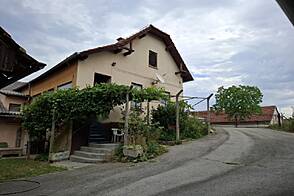 Видонци, дом