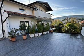 Трёхкомнатное жильё в Шаларе