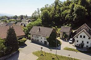 Инвестиционный участок, расположенный в центре Бледа