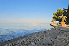 В Изоле предлагается квартира с 2,5 комнатами.