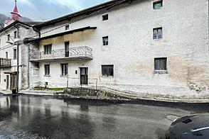 Подкрайский дом с террасой