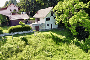 Дом, Белски Врх