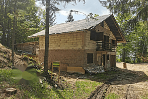 Жилище, Печаль.