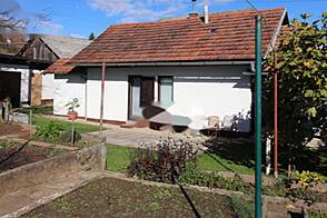 Дом, Бенедикт