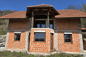 Дом, Окролице