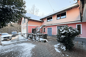 Дом, Явор, Любляна Добрунье