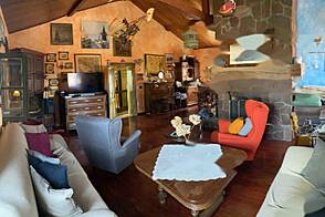 Дом с двумя этажами на улице Гарибальди