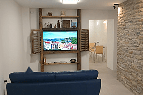 Дом в Изоле с террасой