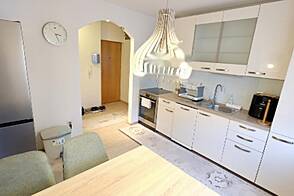 2-комнатная квартира, новостройка, расположена в центре.