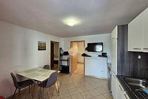 Квартира с двумя комнатами в Изола