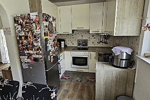 Четырехкомнатная квартира в Семеделе